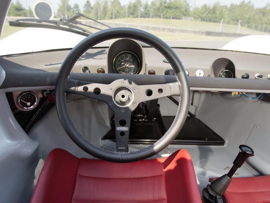  Porsche 906 Carrera 6 Kurzheck 1966 года  (фото 17 из 40)